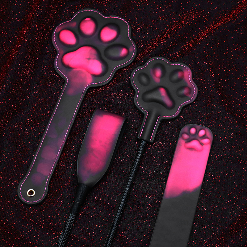 Cat Toys - ไม้ตีหนังเปลี่ยนสีตามอุณหภูมิร่างกาย ลายอุ้งเท้าแมวน่ารัก 3 มิติ ของเล่น BDSM