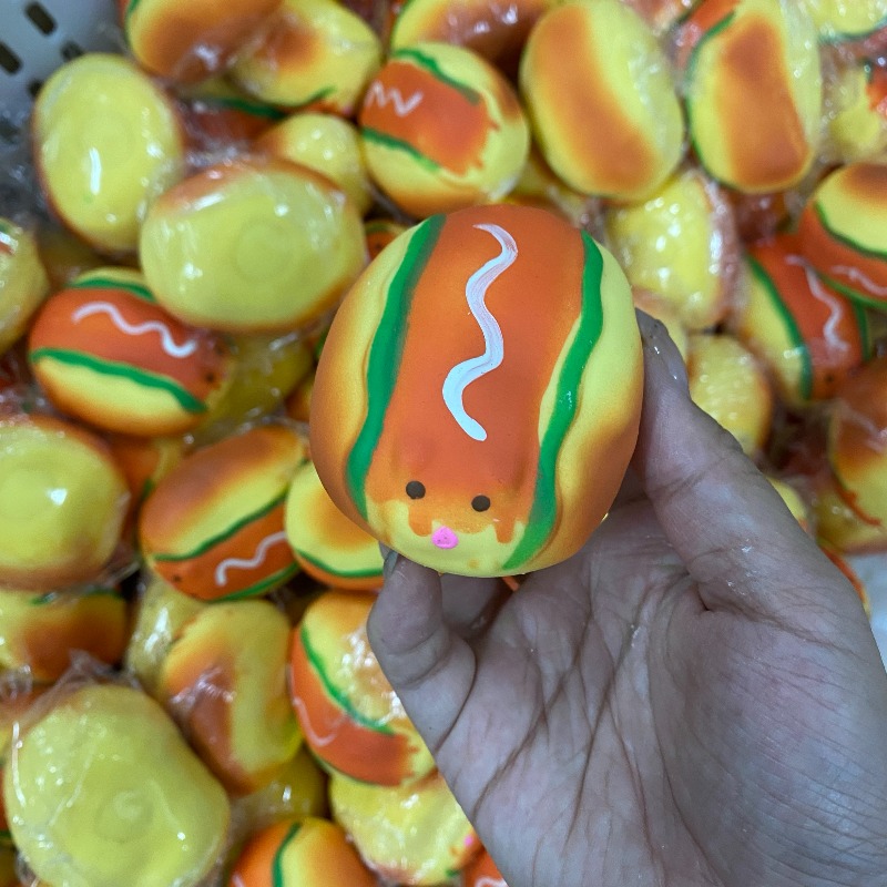 ลูกบอลบีบสัมผัสนุ่มรูปหมูฮอทดอ - Dog Toys บทวิจารณ์และราคา